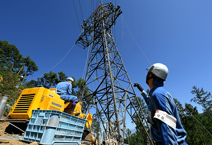 直流送電線の建設も進んでいる