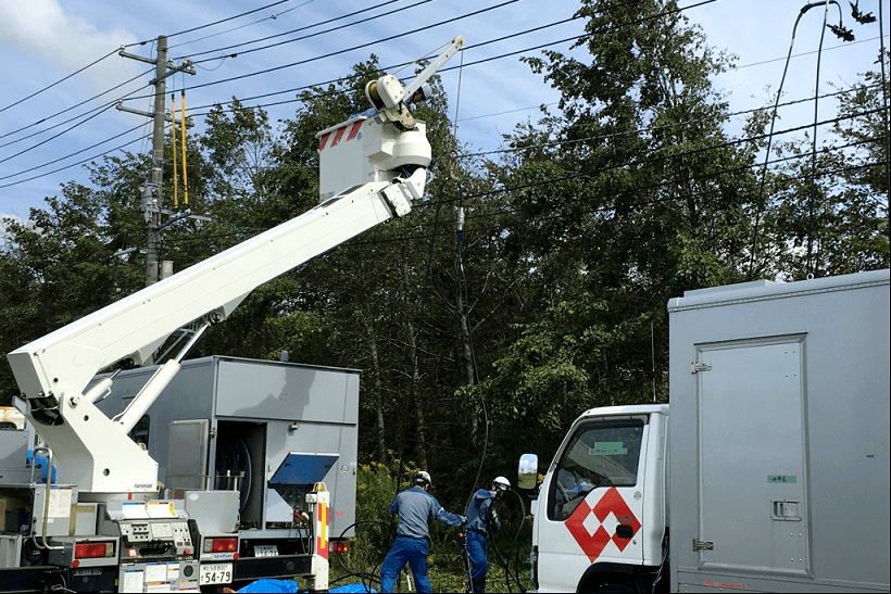 東京電力の応援派遣（発電機車による送電）
