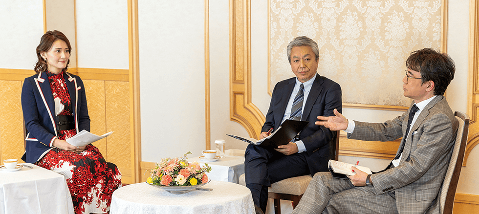 左から金子さん佐々木さん先崎さん、対談の様子